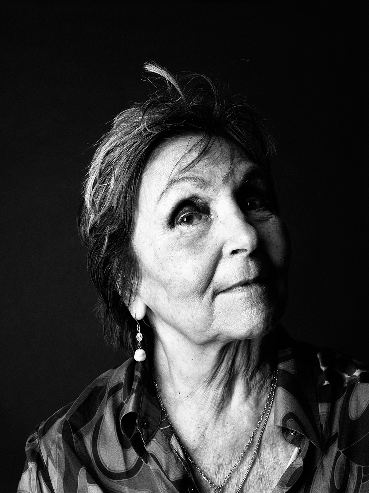 Paula Rego photograph by henry bourne photographer for Harper's Bazaar