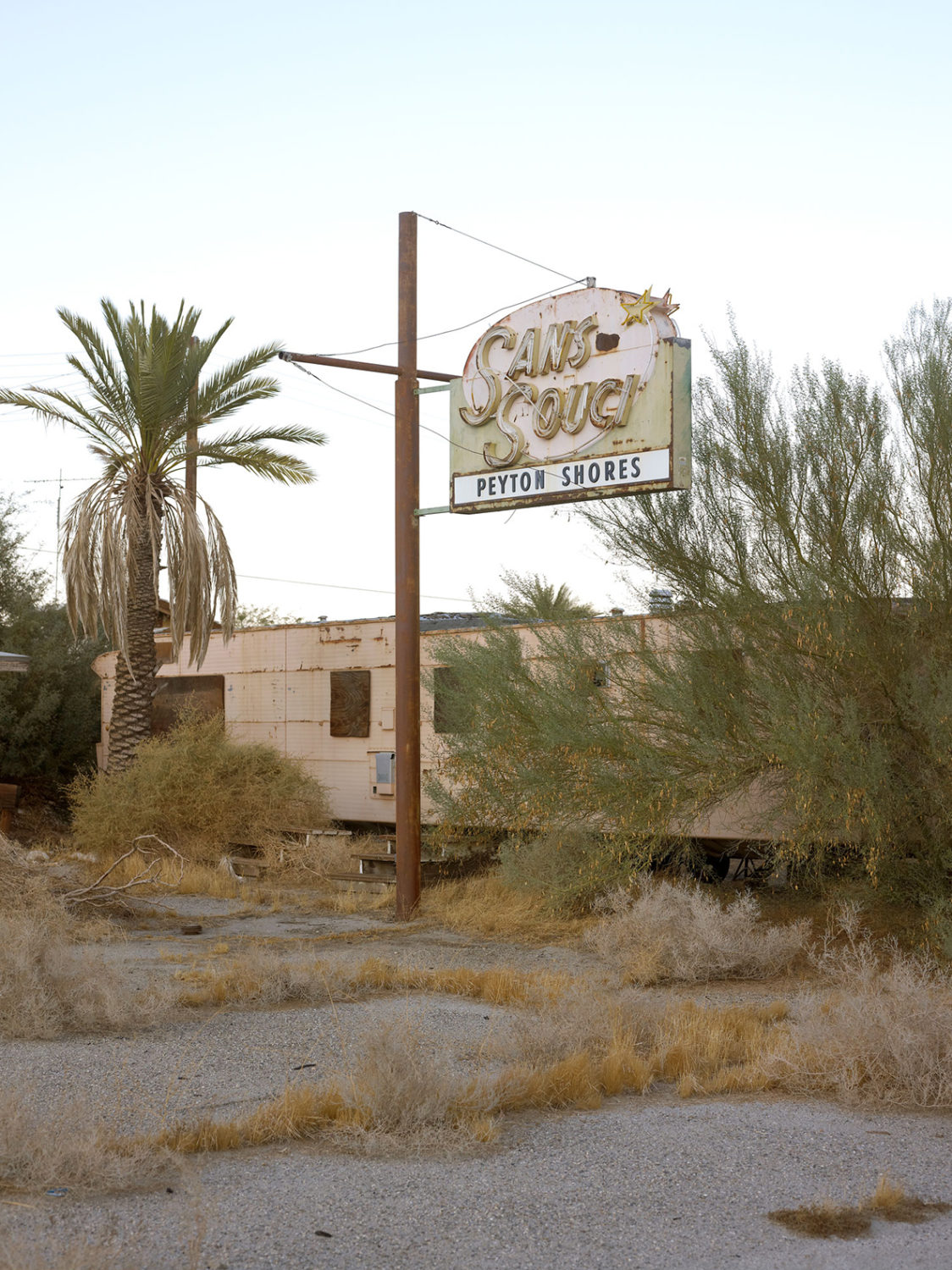 Desert Shores Drive, Salton Sea, California, photographed by Henry Bourne